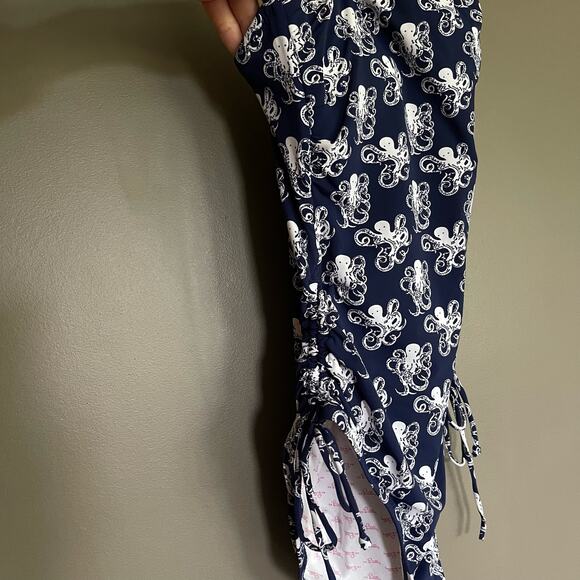 Lilly‎ Pulitzer Octopus Print One Piece Swimsuit Size XS Ruched Side Navy Blue - Picture 7 of 14